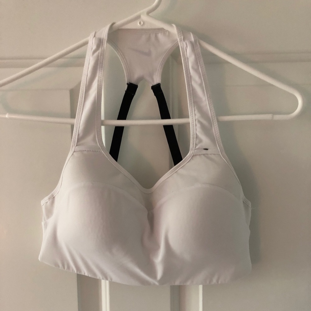 Nike racerback sports bra with built in cups